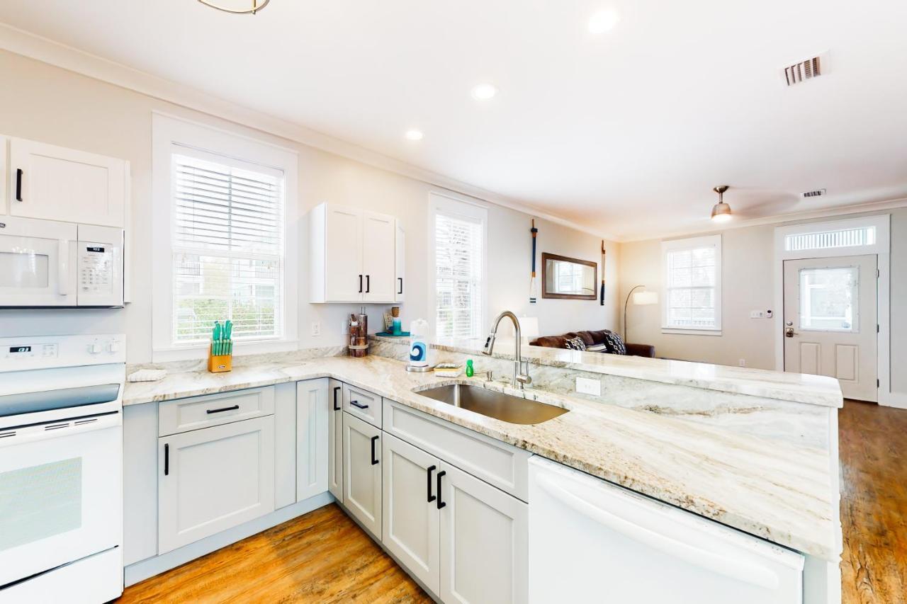 Holiday home Barefoot #b8 Jasmine By The Bay Highland View