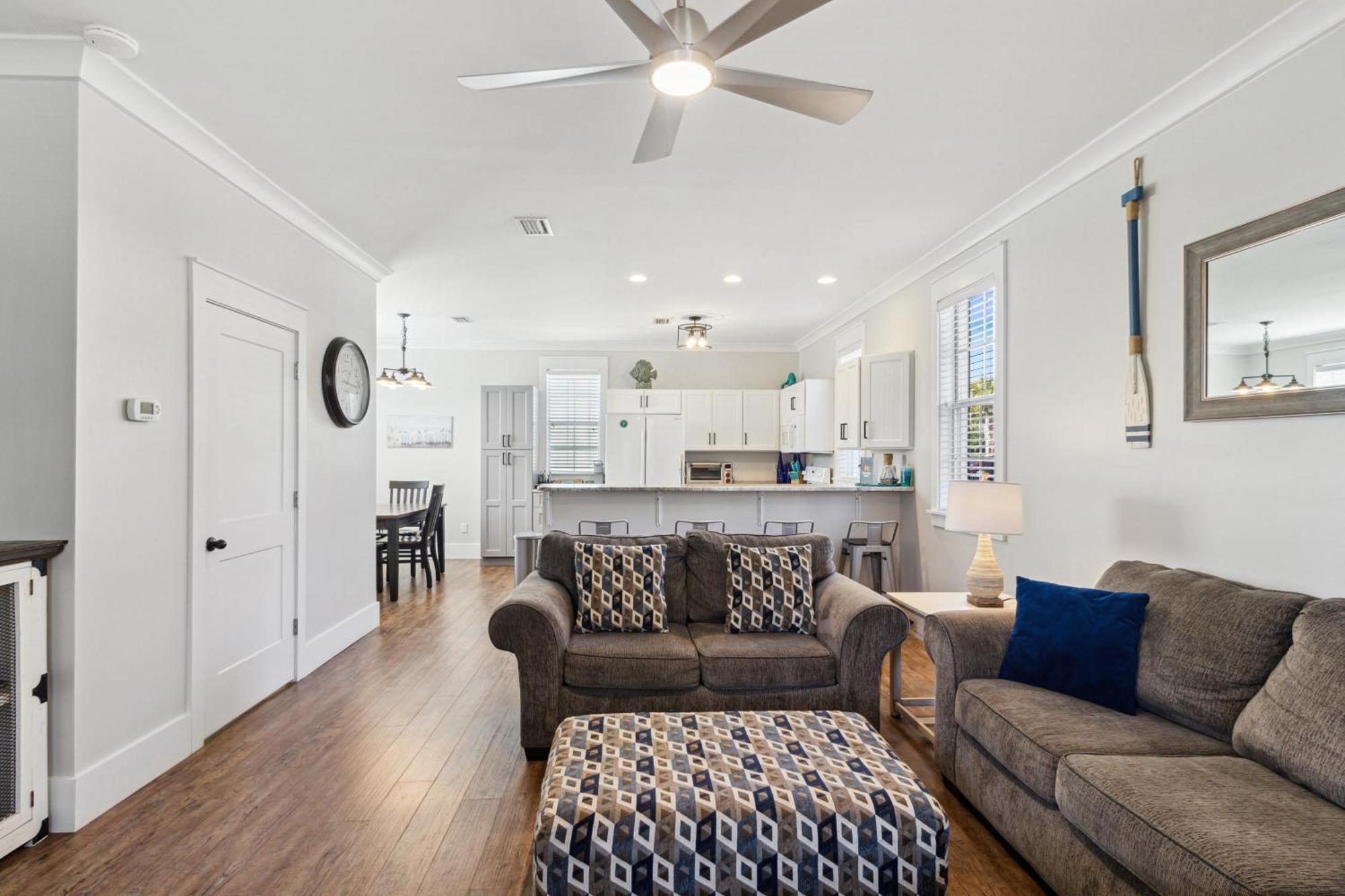 Barefoot #b8 Jasmine By The Bay Holiday home Highland View